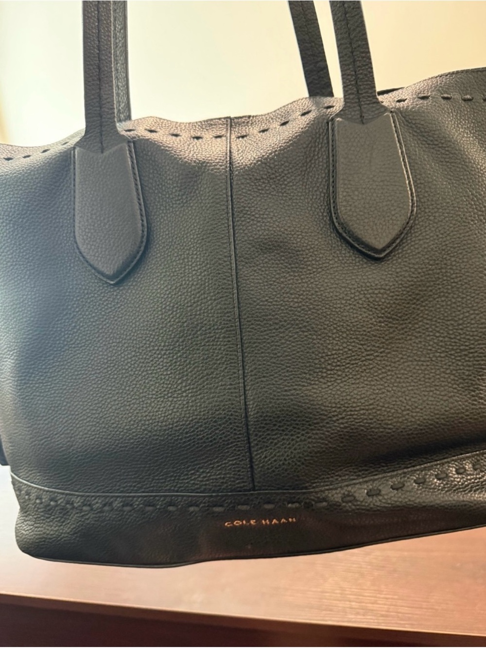 🌻 Cole Haan Black Pebbled Leather Tote 14x11”